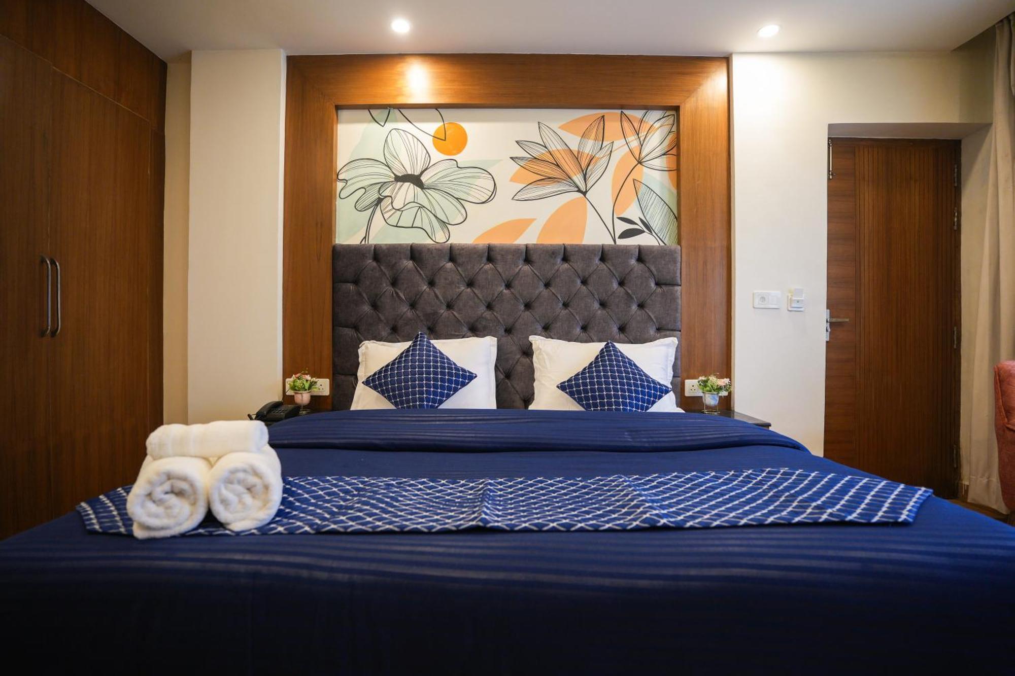 Shalom Backpackers Mussoorie Hostel Kültér fotó